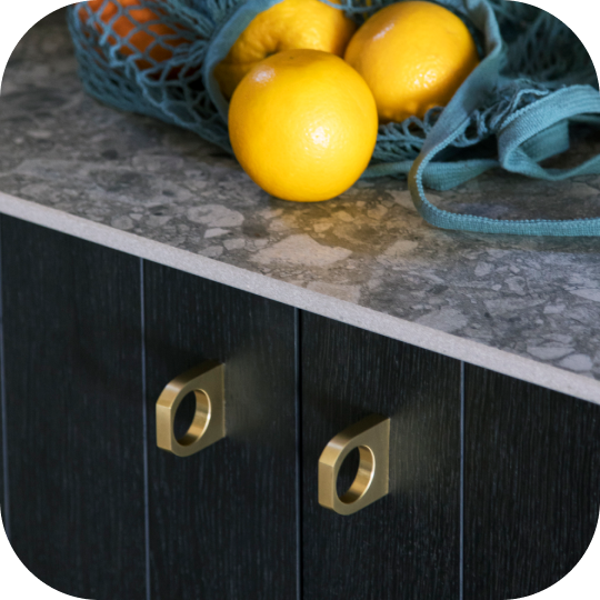 Plank Hardware: New Hardware Designs for Kitchen Refreshes, Furniture Upcycling and IKEA Hacks.