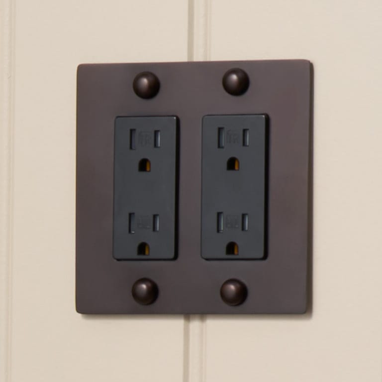 Plank Hardware