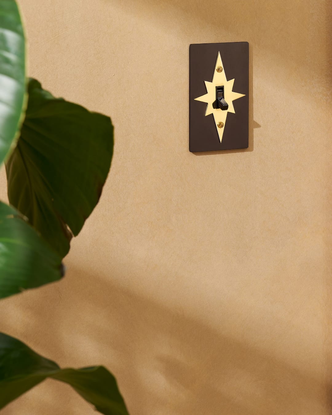 Plank Hardware