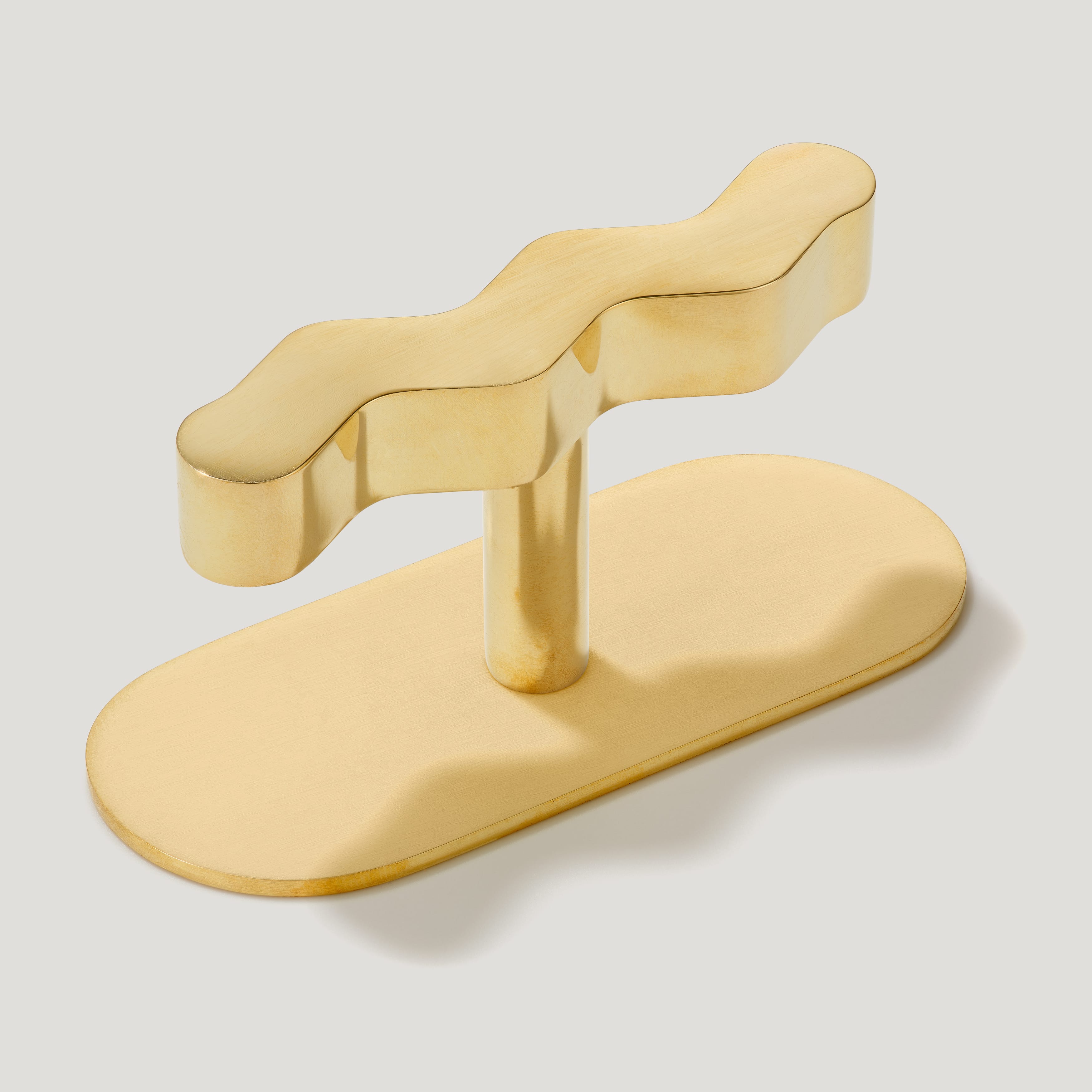 Plank Hardware 2.36" / Pull with Backplate SQUIGGLE Single T Pull - Unlacquered Brass
