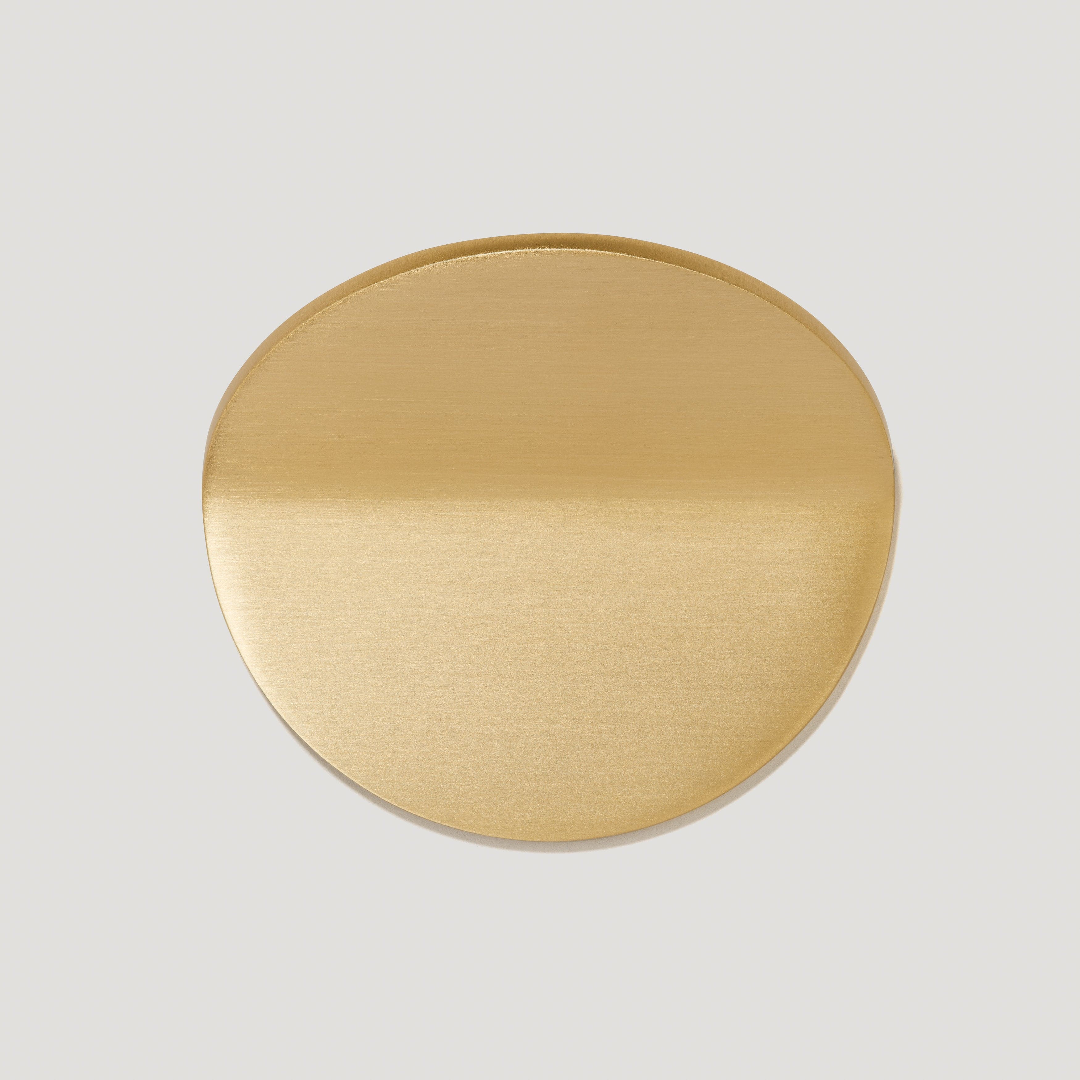 Plank Hardware 2.76'' (1.26'' CC) FOLD Round Front Mounted Pull - Brass