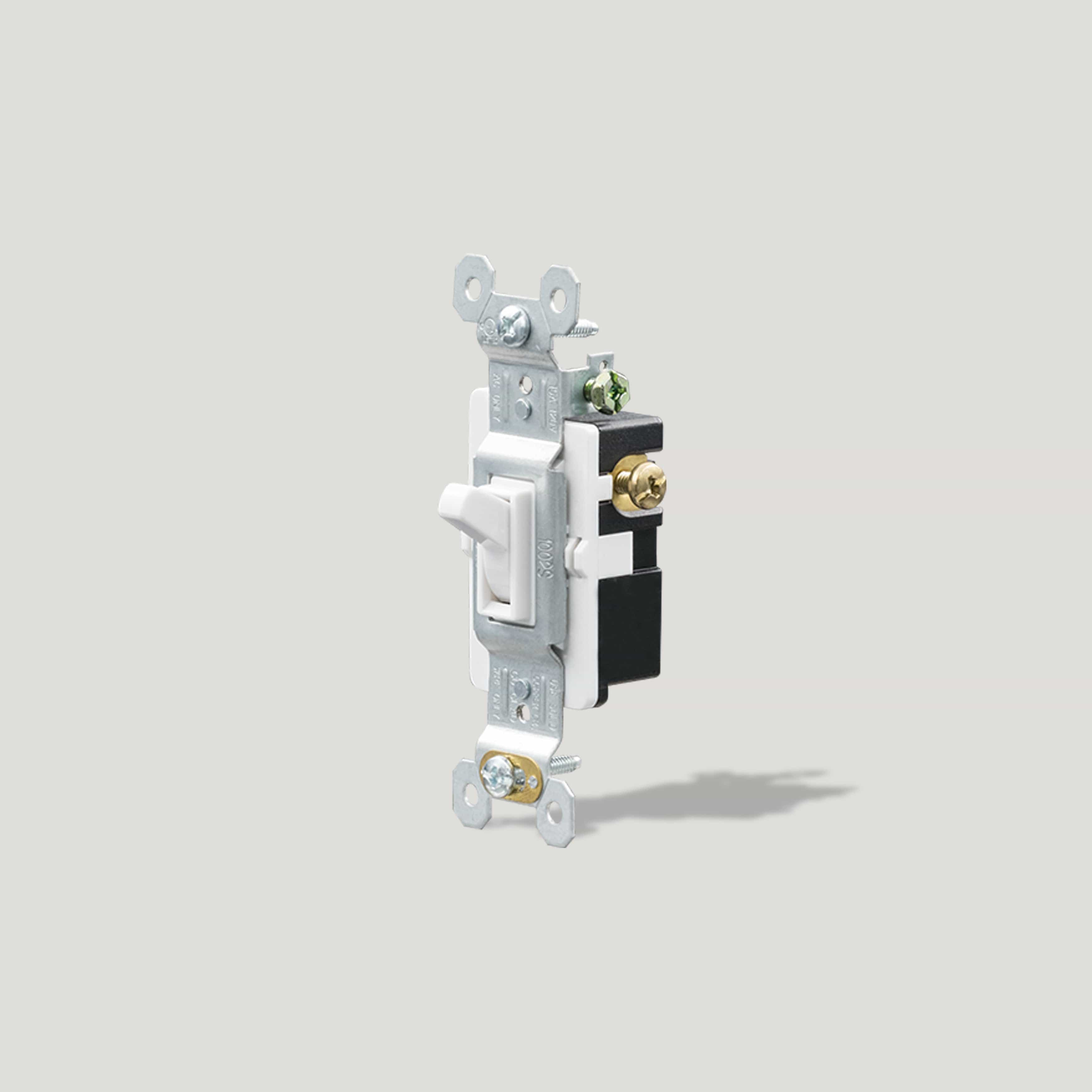 Plank Hardware 3 Way Toggle Switch - White
