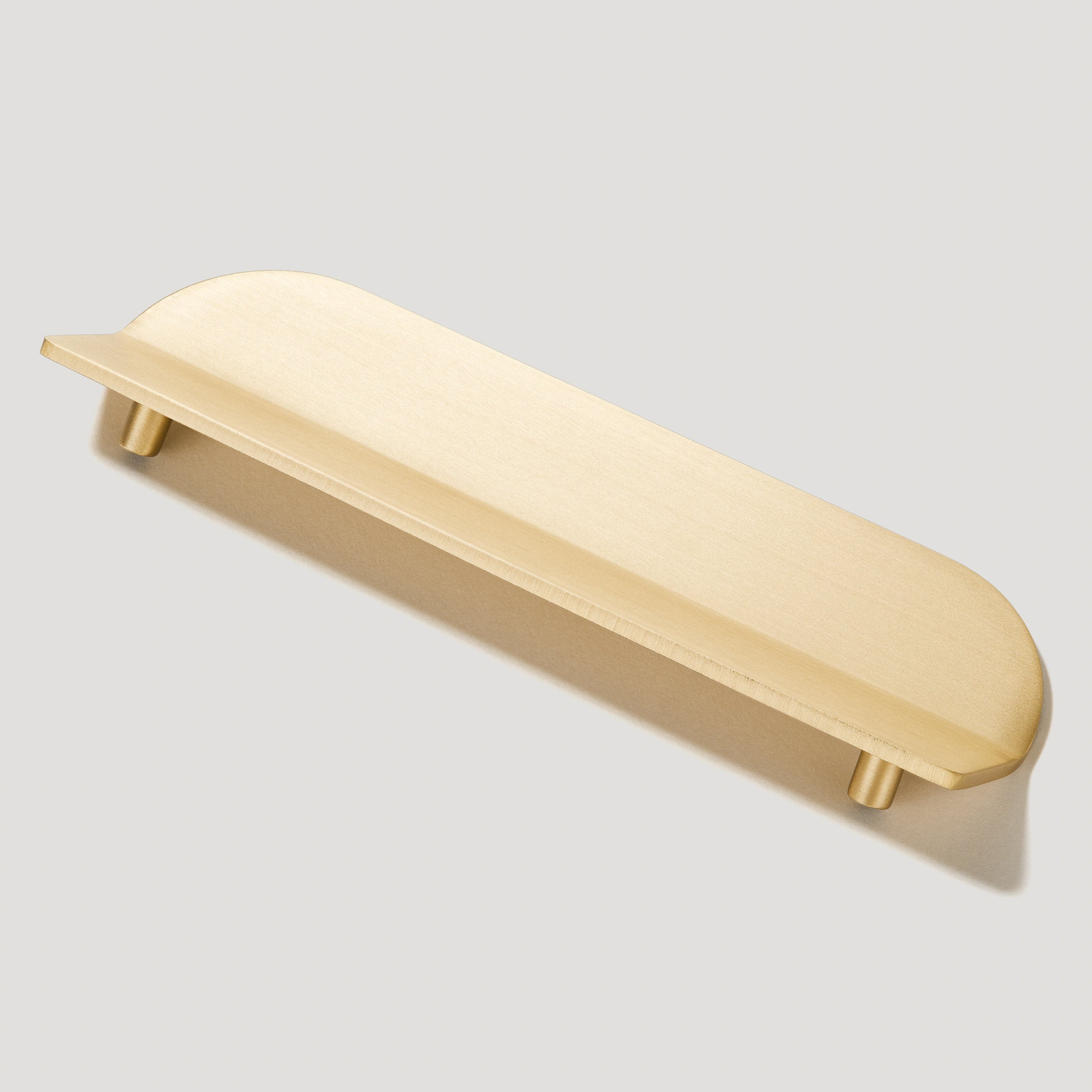 Plank Hardware 6.30'' (5.04'' CC) FOLD Long D Shape Front Mounted Pull - Brass