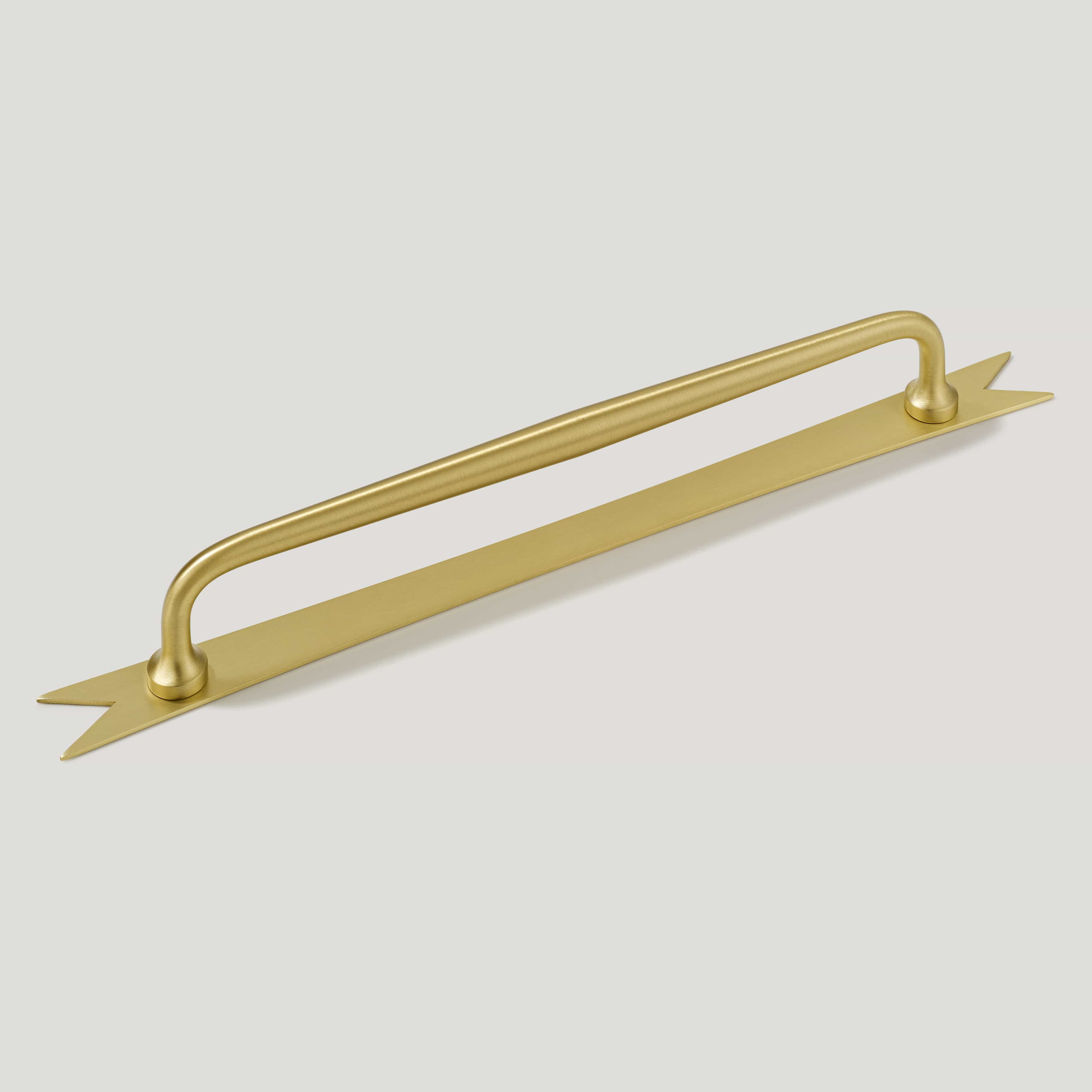 Plank Hardware 9.25" (8.66" CC) ELIZA Pull with Ribbon Backplate - Brass