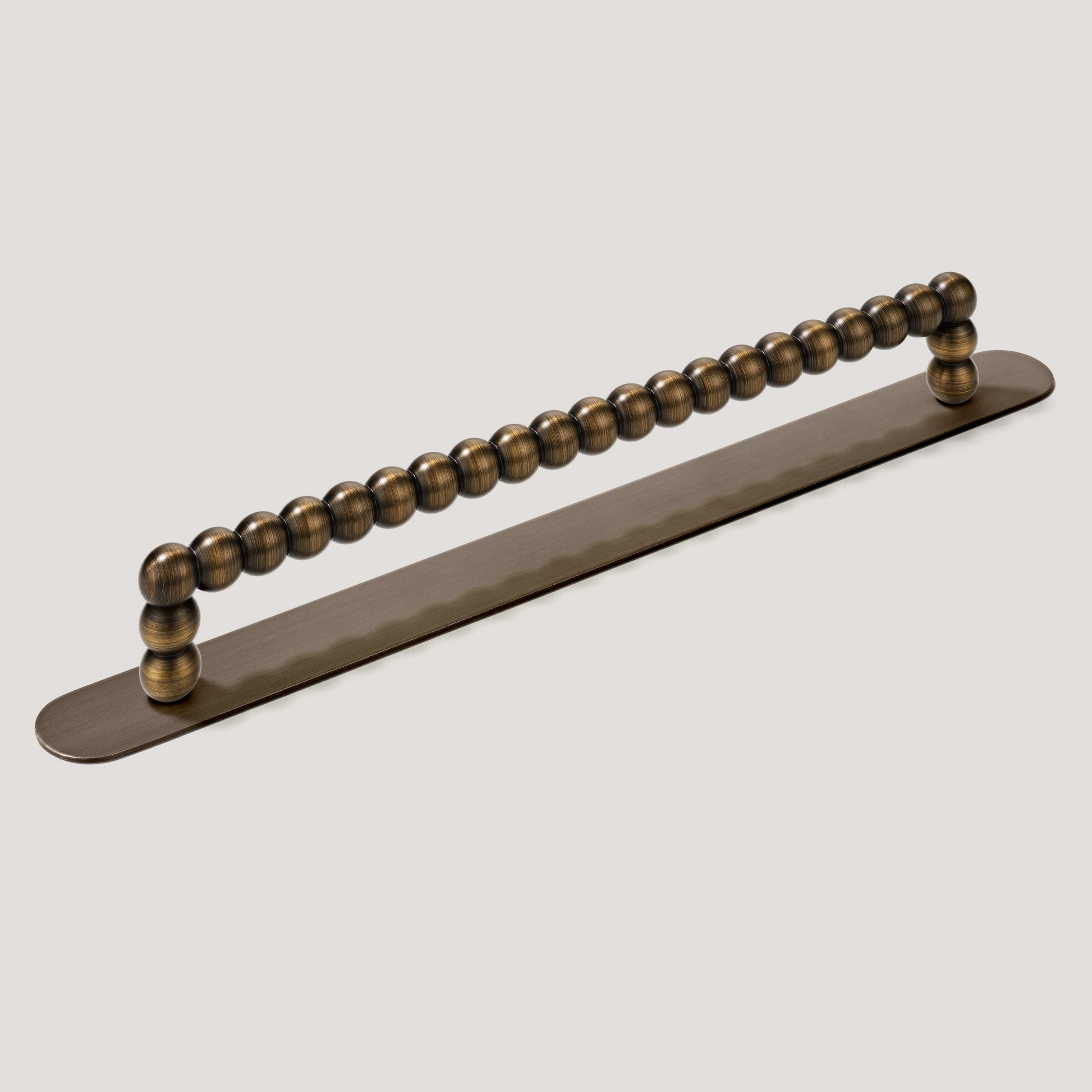 Plank Hardware 9.25" (8.66" CC) / Pull with Backplate BOBBIN Pull - Antique Brass