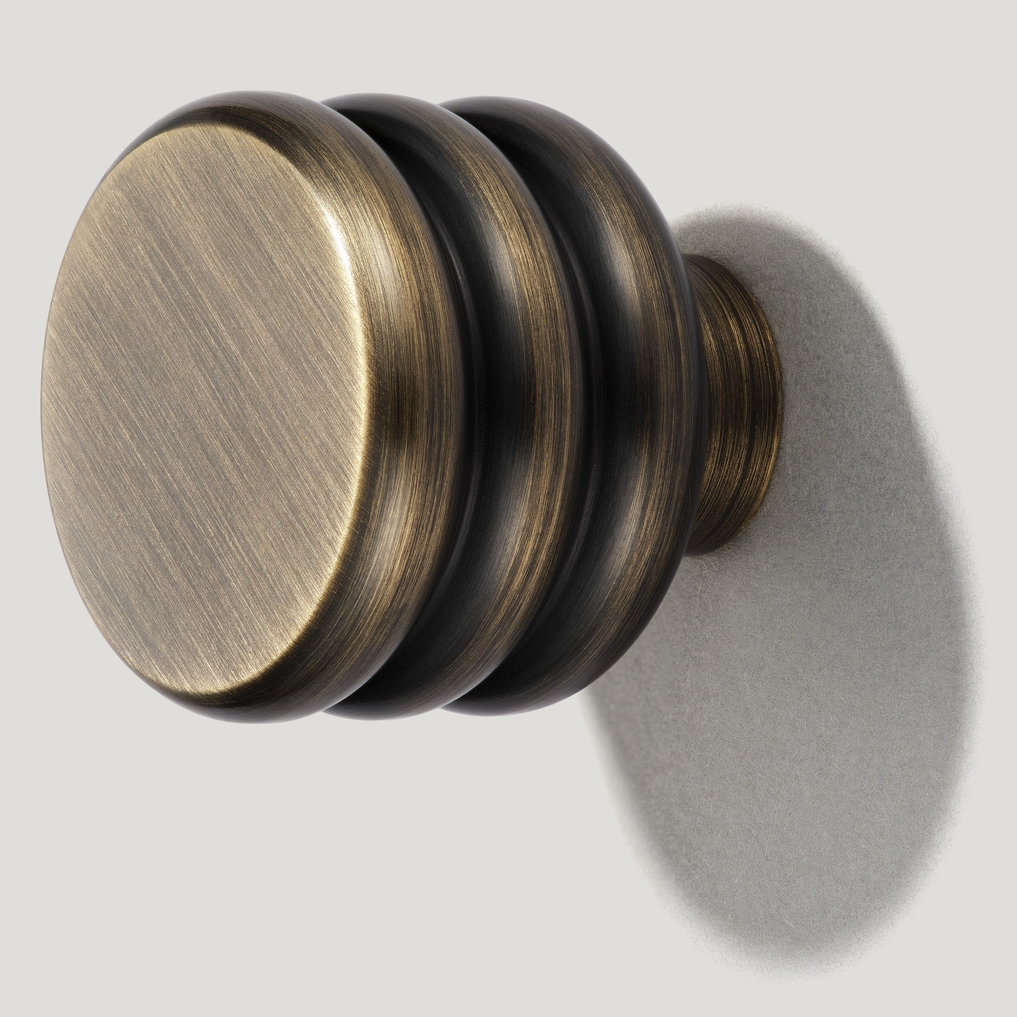 Plank Hardware ALVA Tubular Hook - Antique Brass