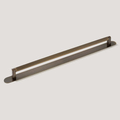 Plank Hardware BECKER Heavyweight 470mm D Bar Handle - Antique Brass
