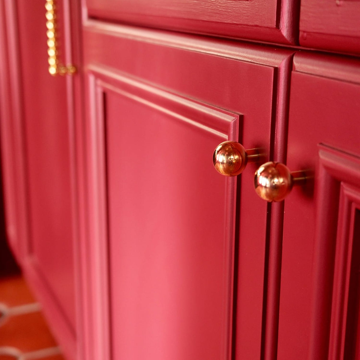 Plank Hardware BOBBIN Ball Cabinet Knob - Unlacquered Brass
