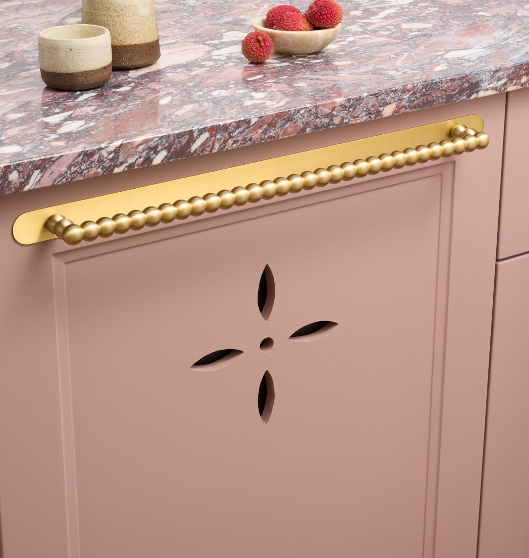 Plank Hardware BOBBIN Heavyweight Appliance Pull - Brass
