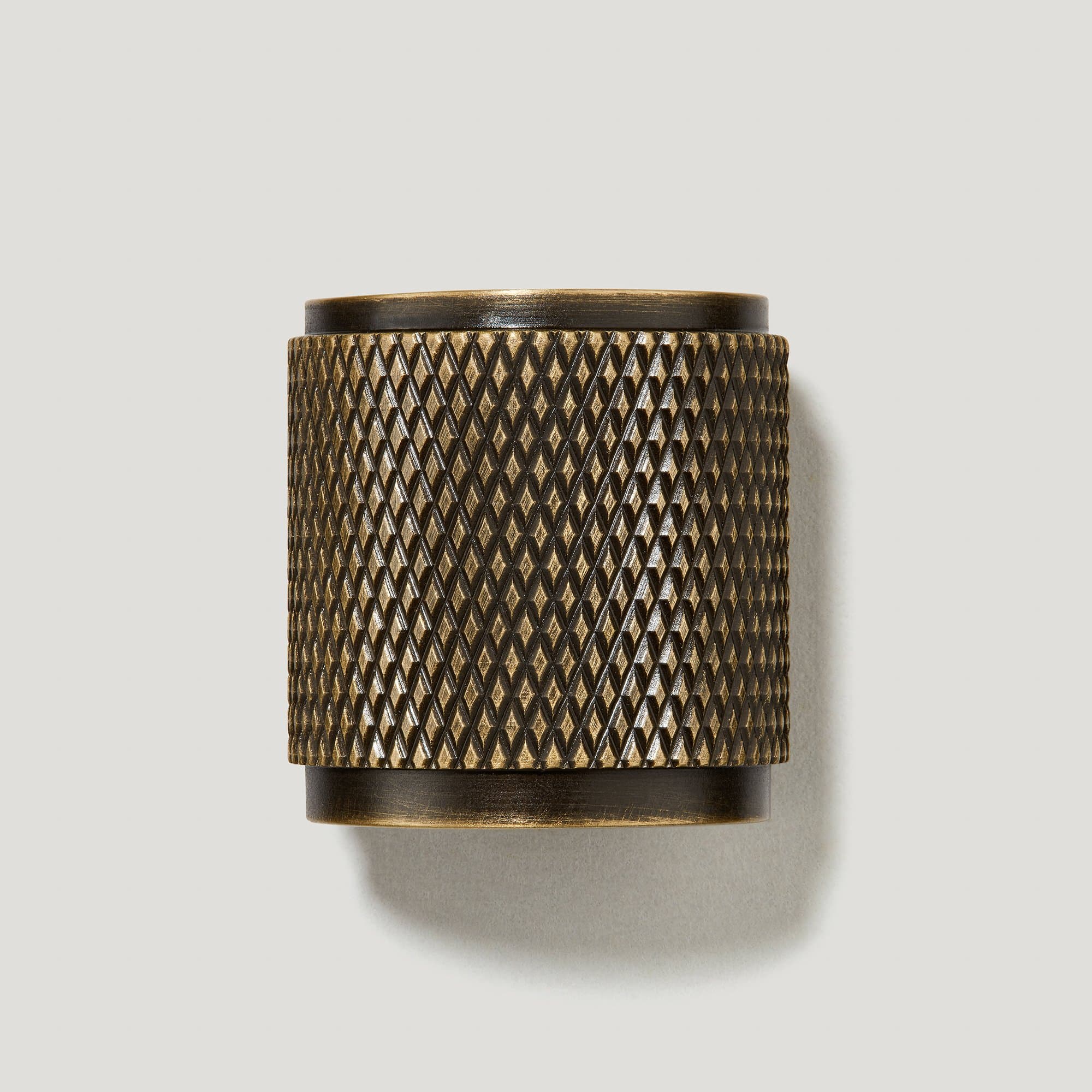 Plank Hardware brooks knurled cylindrical cabinet knob antique brass 40203672682775