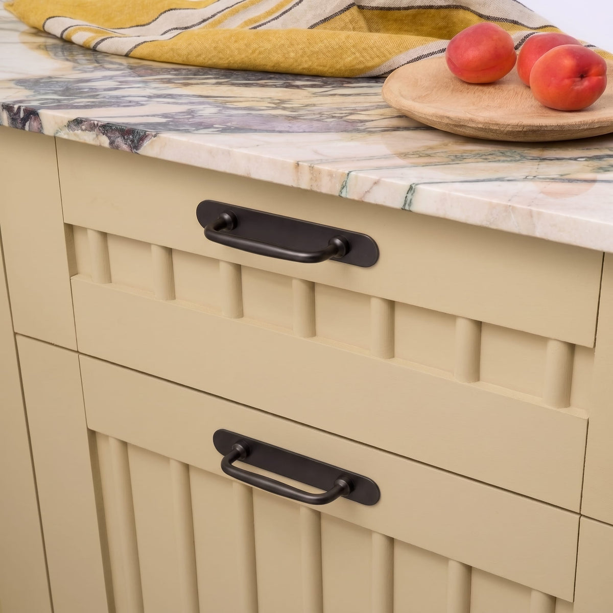 Plank Hardware GRAYSON Pull - Blackened Bronze