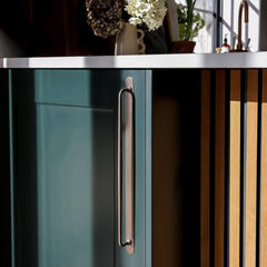 Plank Hardware GRAYSON Traditional D-Bar Pull - Antique Brass