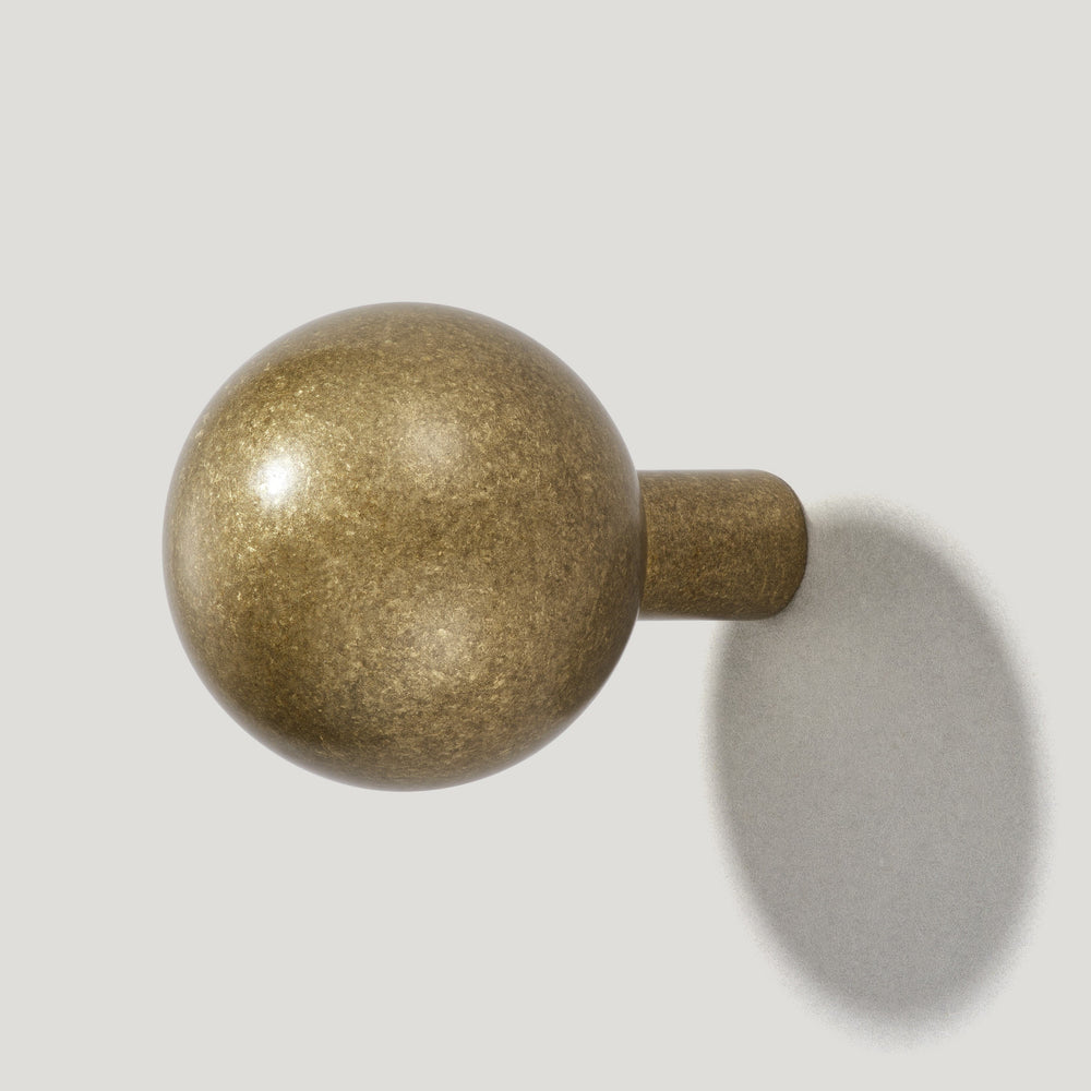 HALLEY Ball Hook - Aged Brass