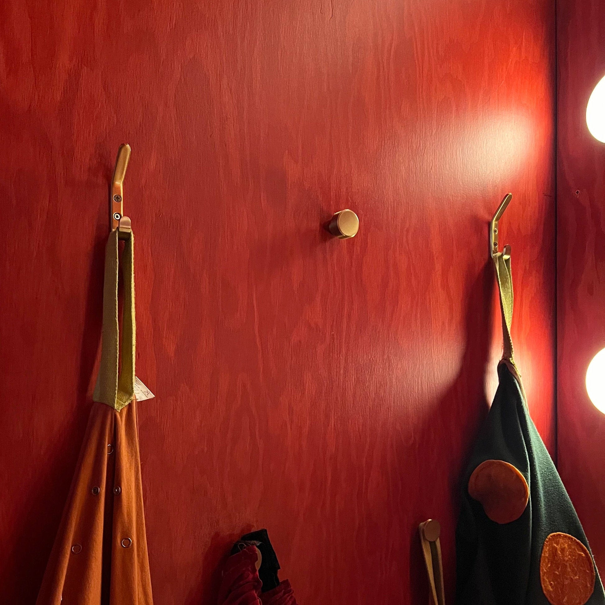 Plank Hardware HOFFMAN 3.5" Hook - Brass