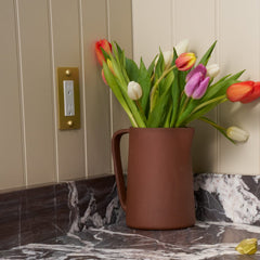 Plank Hardware JASPER 1G 15A Outlet - Brass