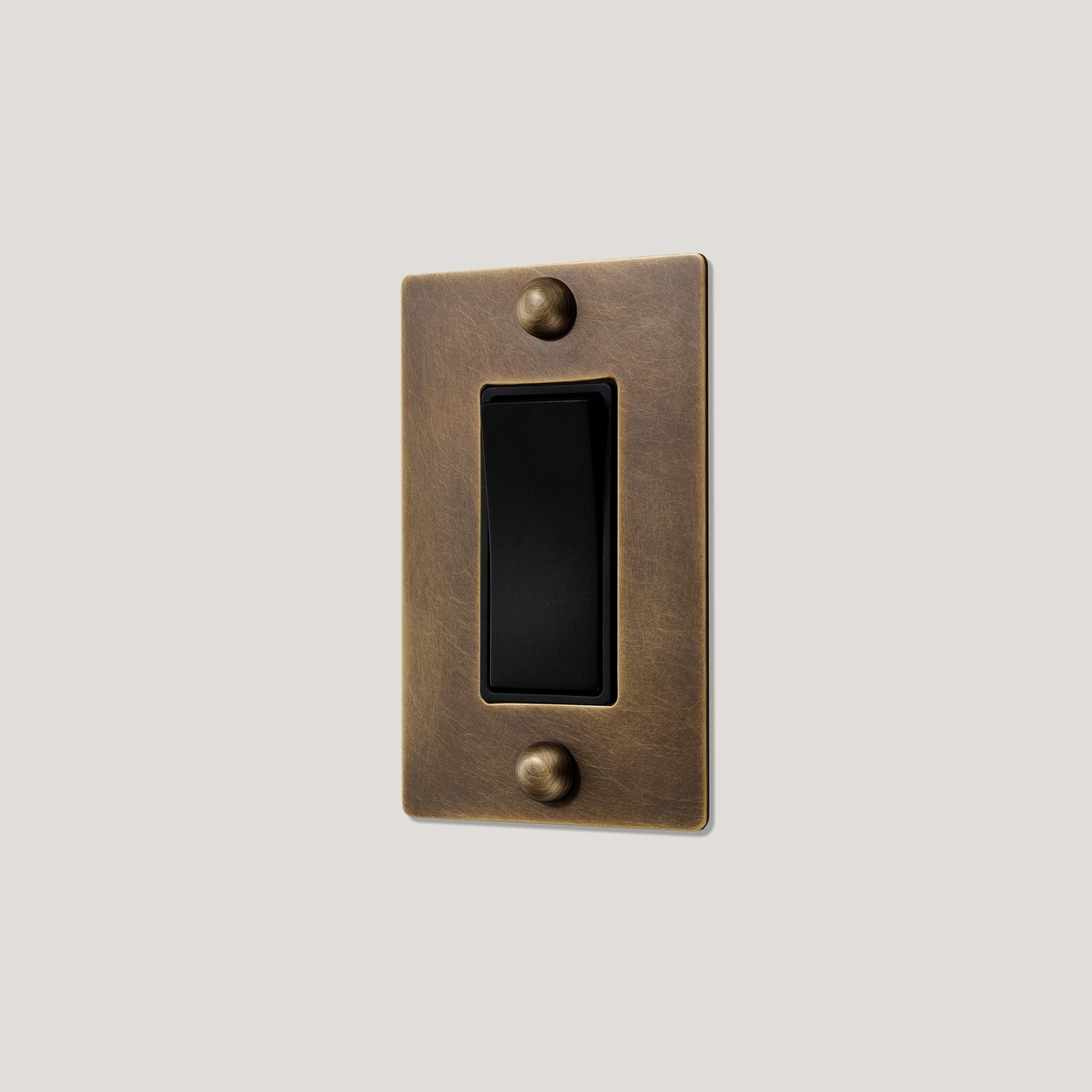 Plank Hardware JASPER 1G Rocker Switch - Antique Brass