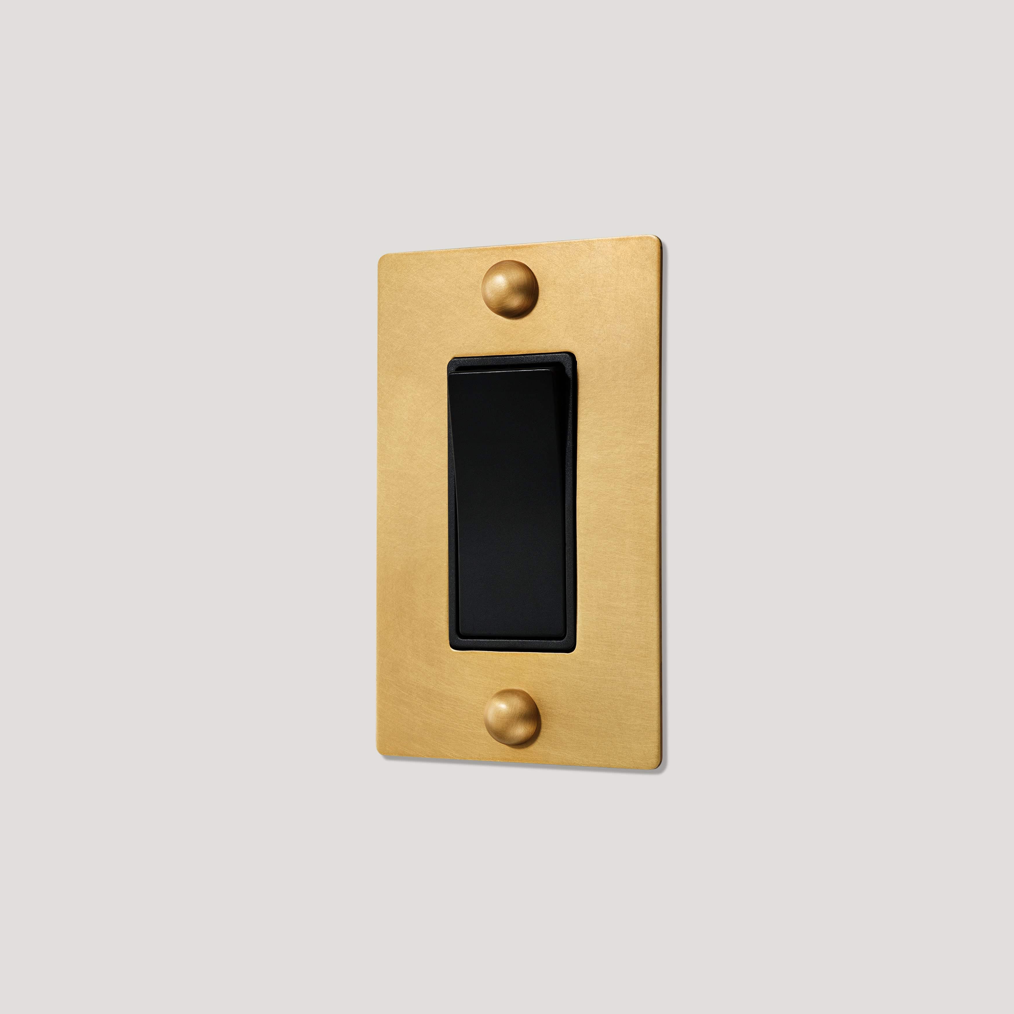 Plank Hardware JASPER 1G Rocker Switch - Heritage Brass