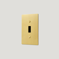 Plank Hardware JASPER 1G Toggle/Dimmer Plate - Brass