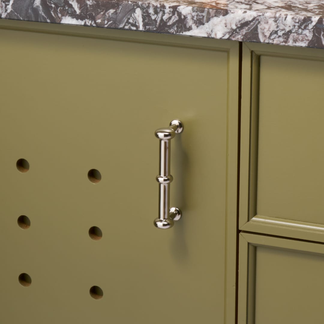 Plank Hardware PEYTON Traditional D Bar Pull - Polished Nickel