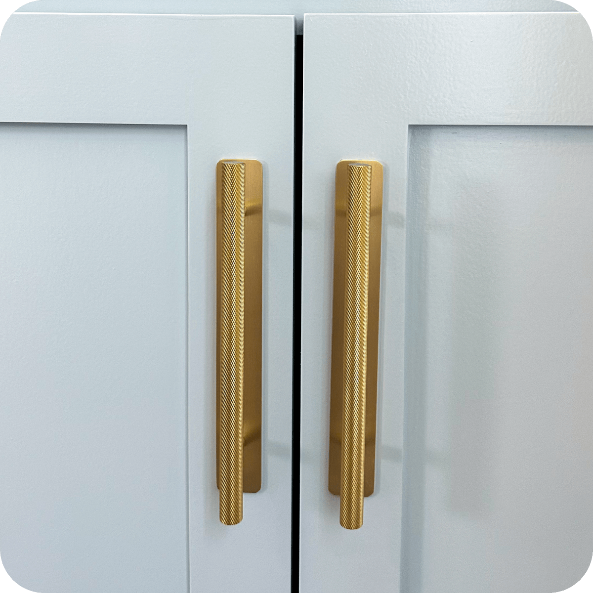 160mm Brushed Brass Tapered Ends Cabinet D Handle – Handle & Home